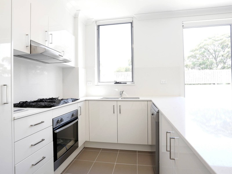 202/10-18 Meryll Avenue, Baulkham Hills NSW 2153