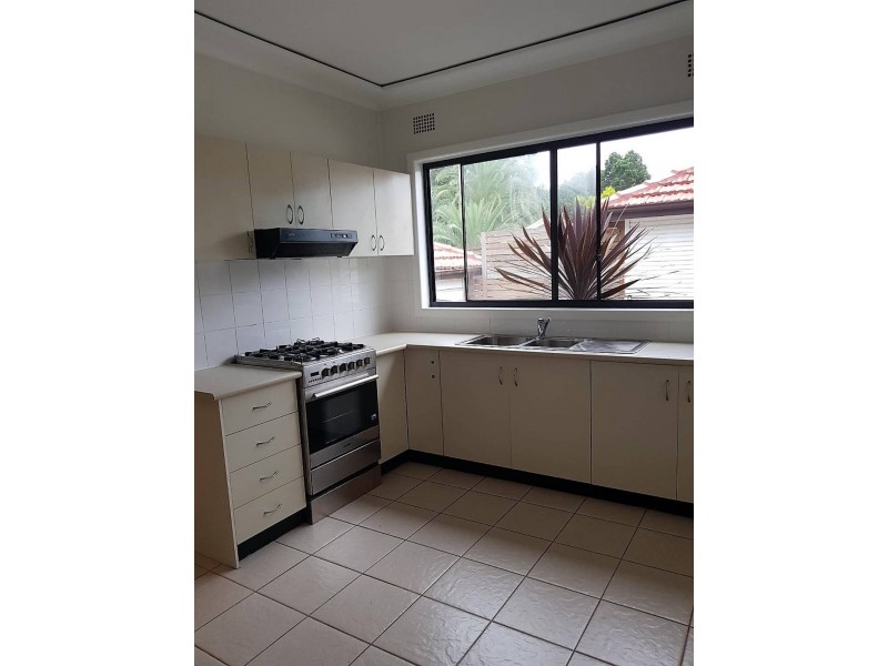 9 Dremeday Street, Northmead NSW 2152