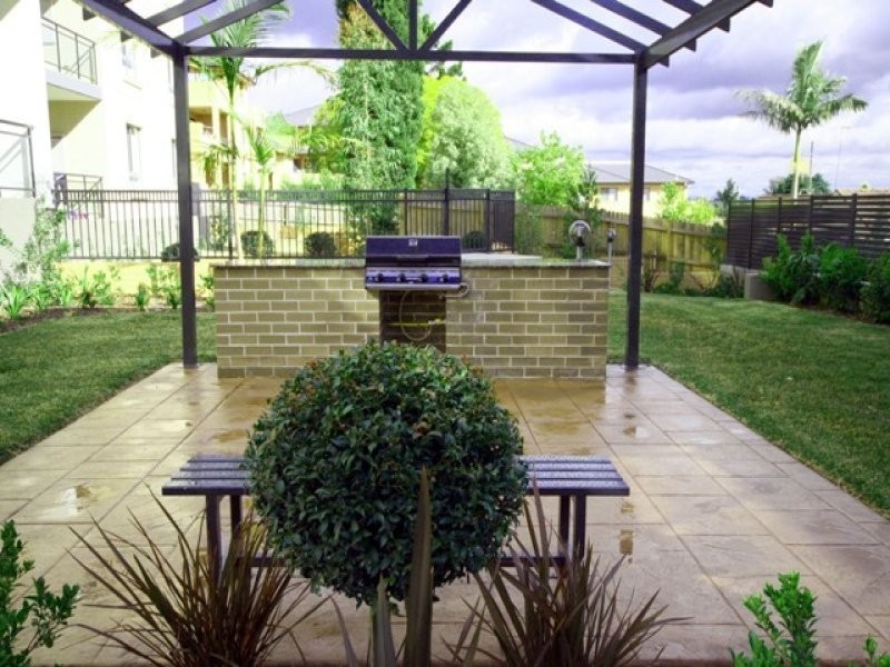 33/16 Post Office Street (enter through Shirley Street), Carlingford NSW 2118