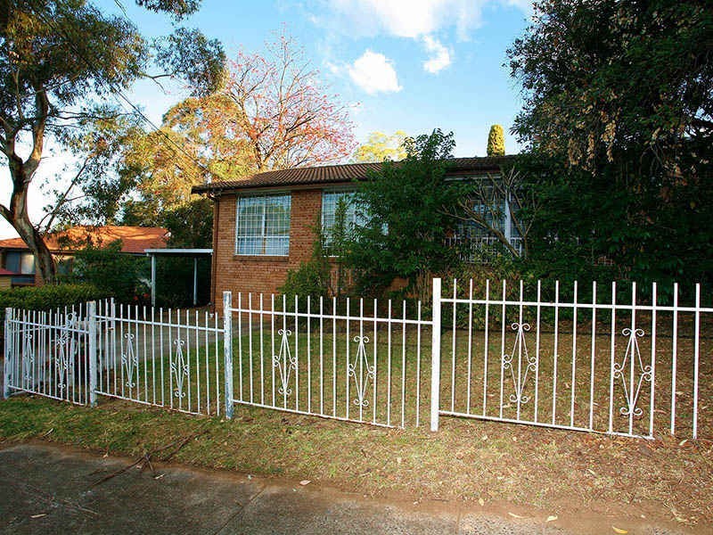 33 Michelle Drive, Constitution Hill NSW 2145