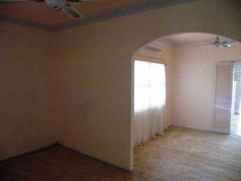 8 Sandra Avenue, Panania NSW 2213