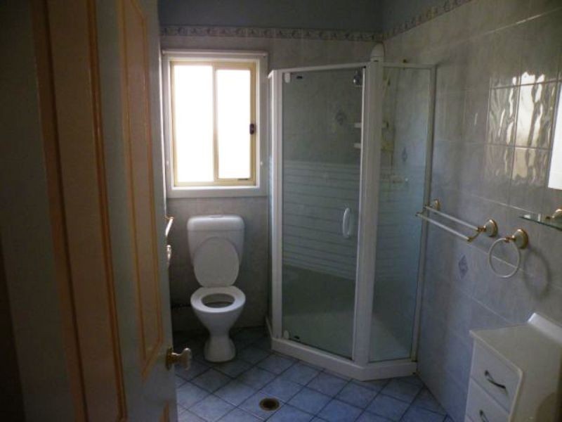 8 Sandra Avenue, Panania NSW 2213