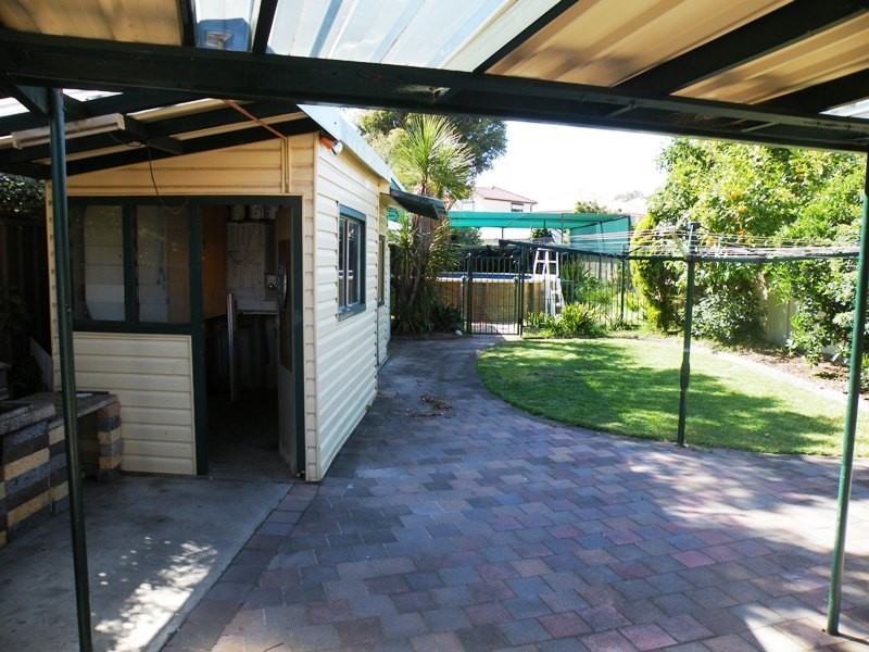 8 Sandra Avenue, Panania NSW 2213