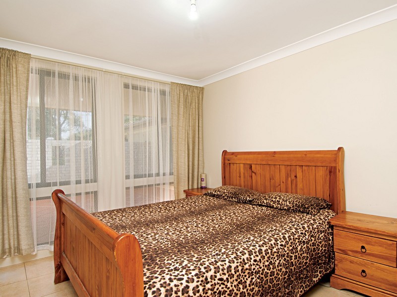 8 Hakea Crescent, Galston NSW 2159