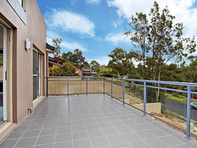 18 Pogson Drive, Cherrybrook NSW 2126