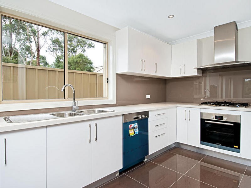 18 Pogson Drive, Cherrybrook NSW 2126