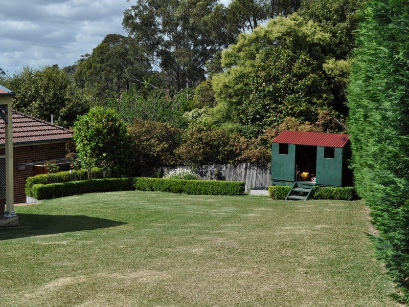 2 Cecil Avenue, Pennant Hills NSW 2120