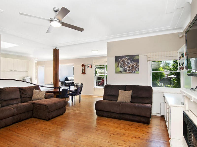 30 Laurence Street, Pennant Hills NSW 2120