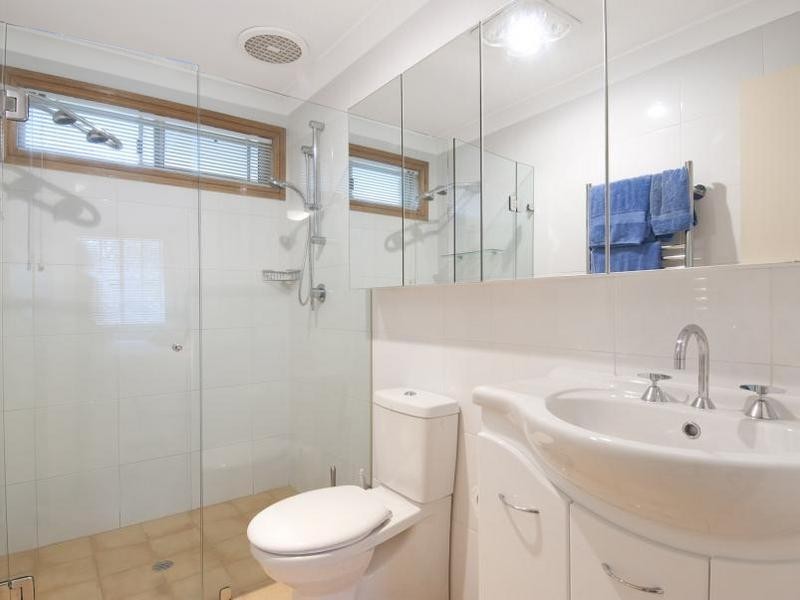 1 Swan Place, Pennant Hills NSW 2120