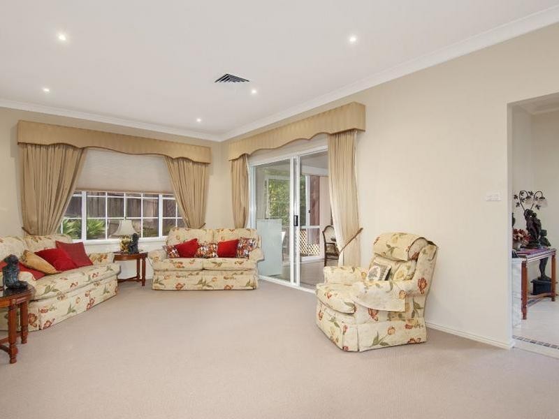 2/14 Binomea Place, Pennant Hills NSW 2120