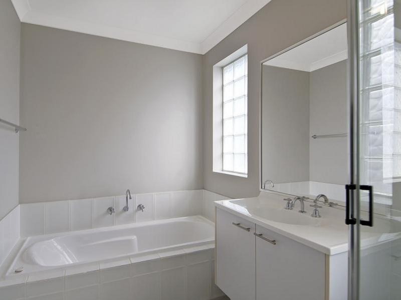 4 Falls Place, Kellyville Ridge NSW 2155