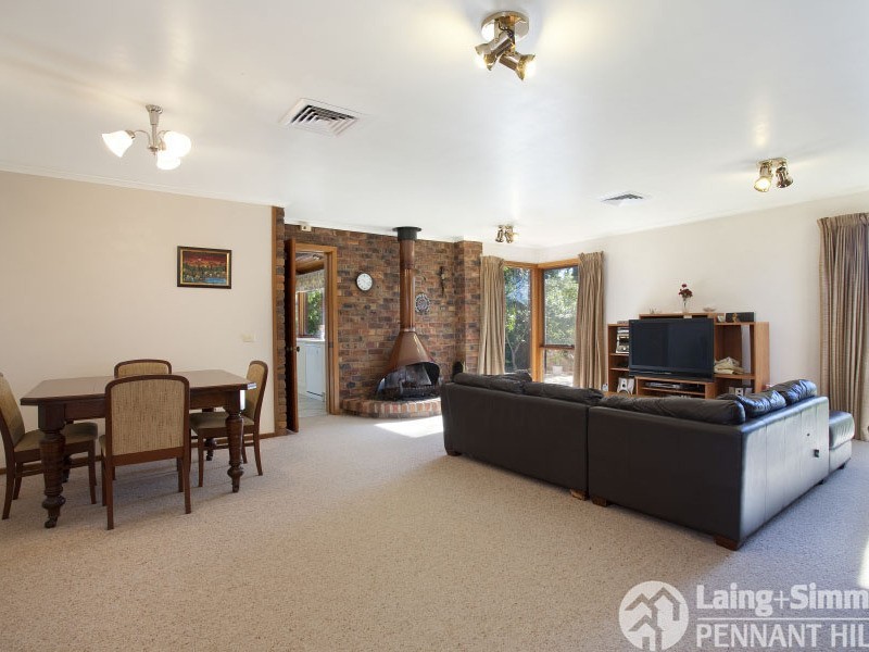 18 Appletree Drive, Cherrybrook NSW 2126