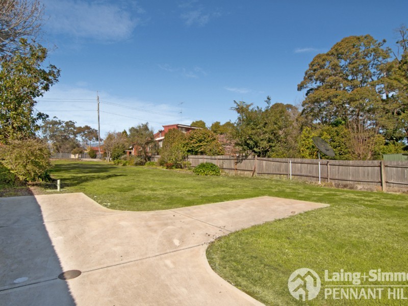 8a Vaughan Avenue, Pennant Hills NSW 2120