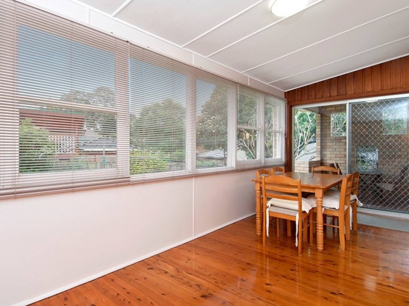 8 Fairburn Avenue, West Pennant Hills NSW 2125