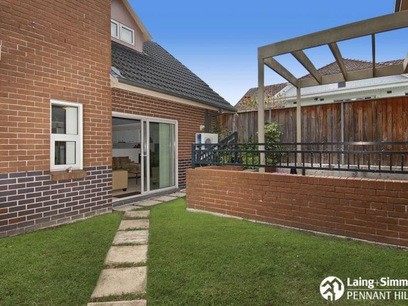 1/1B Hampden Road, Pennant Hills NSW 2120