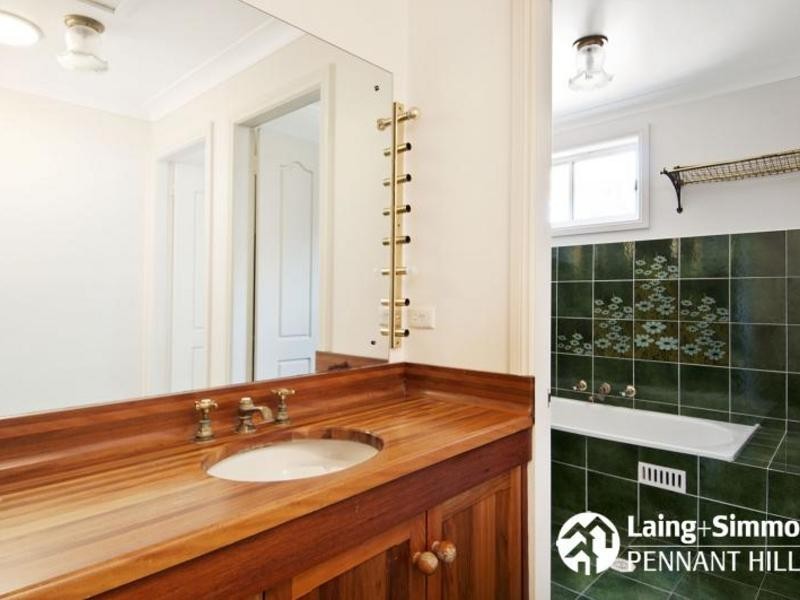 17 Parkhill Crescent, Cherrybrook NSW 2126