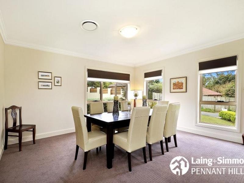 8 Charlotte Lane, Pennant Hills NSW 2120