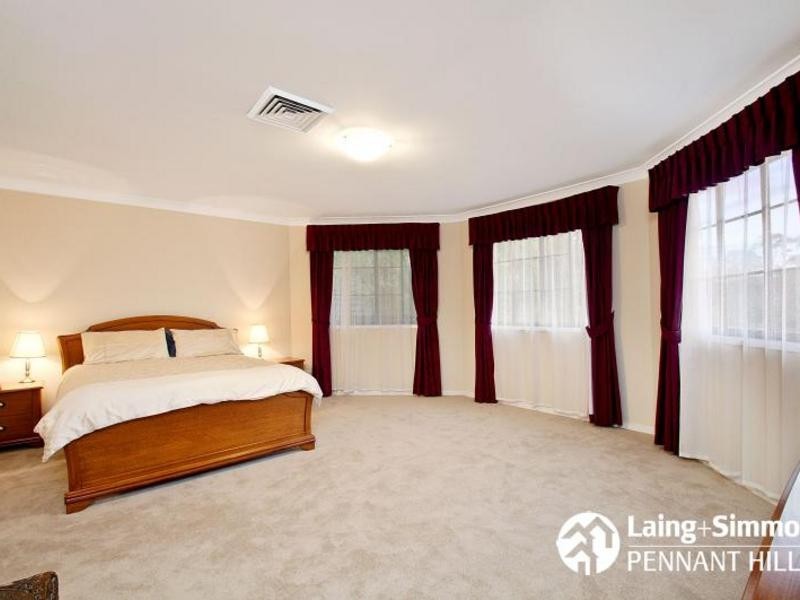 11 Lynwood Close, Pennant Hills NSW 2120