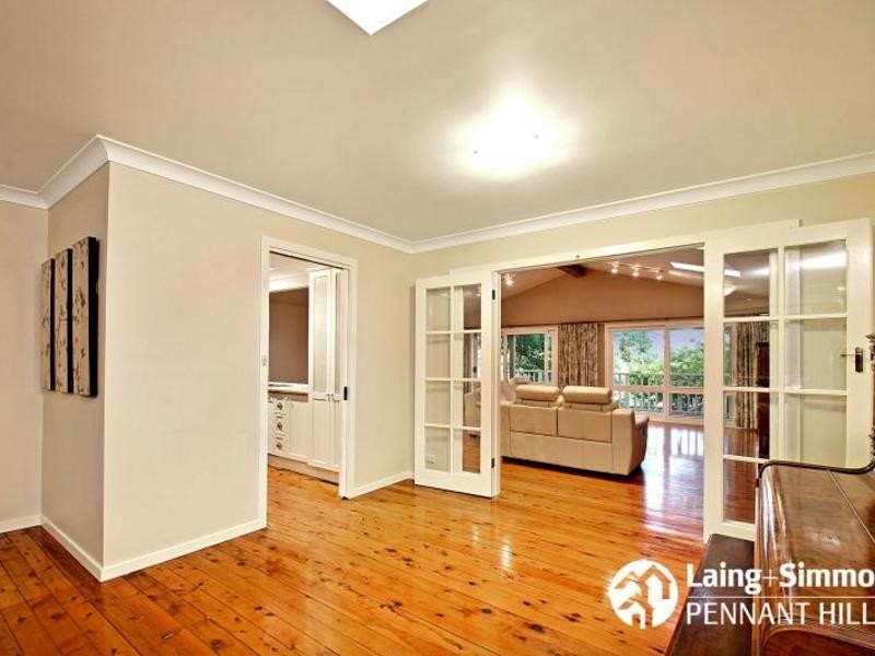 42 Graylind Avenue, West Pennant Hills NSW 2125