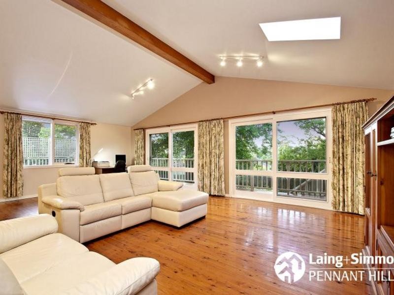 42 Graylind Avenue, West Pennant Hills NSW 2125