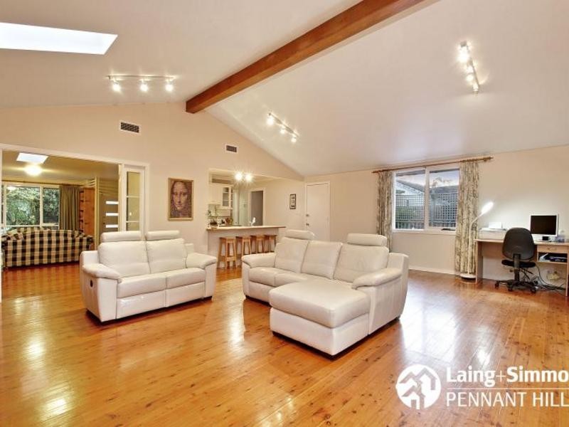 42 Graylind Avenue, West Pennant Hills NSW 2125