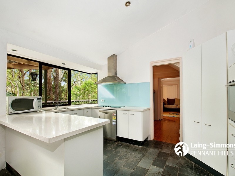 25 Longworth Crescent, Castle Hill NSW 2154
