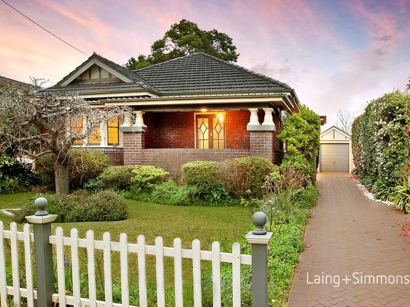 18 Rosemount Avenue, Pennant Hills NSW 2120