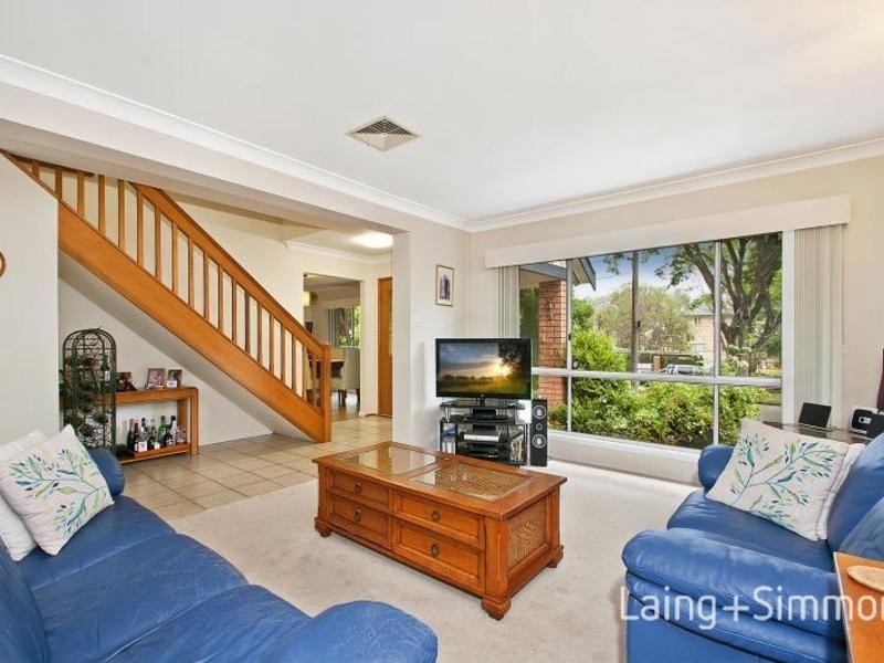 4 Swan Place, Pennant Hills NSW 2120