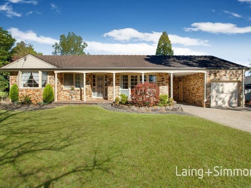 4 Taylor Place, Pennant Hills NSW 2120