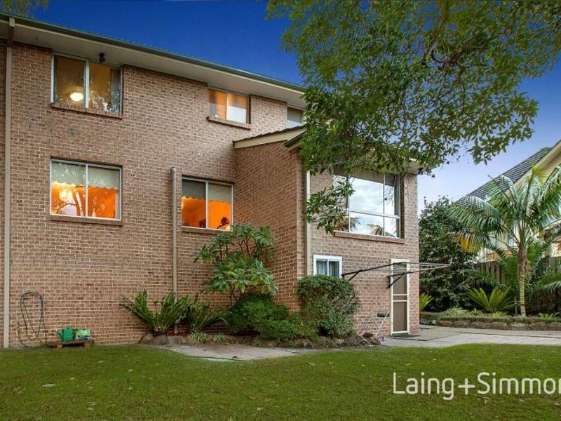 1/8 Hampden Road, Pennant Hills NSW 2120