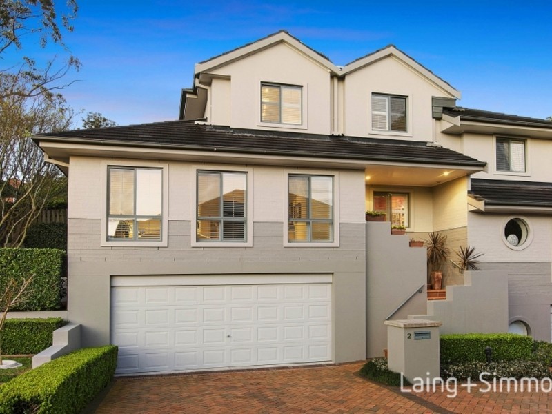 2/8a Hampden Road, Pennant Hills NSW 2120