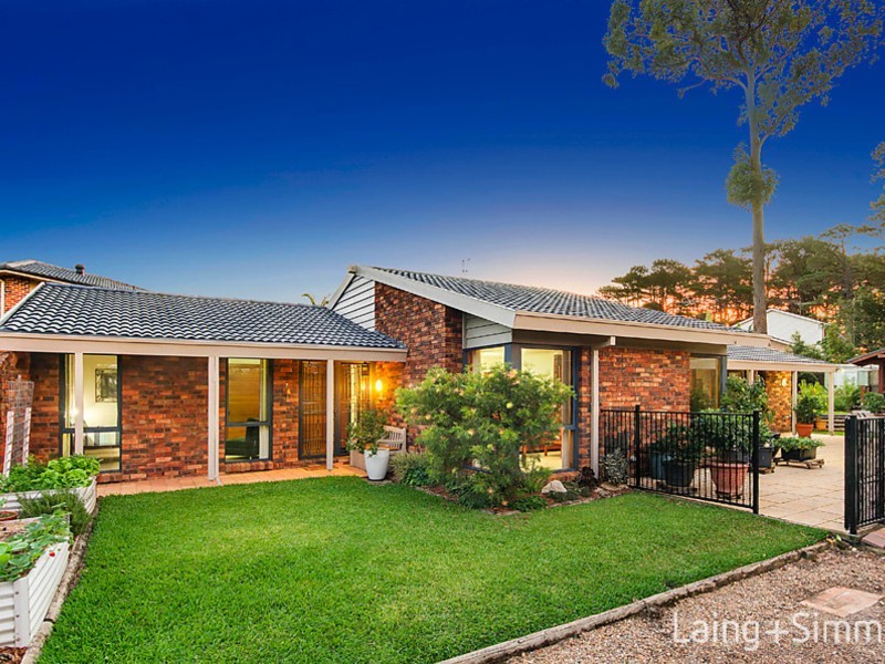 18 Appletree Drive, Cherrybrook NSW 2126