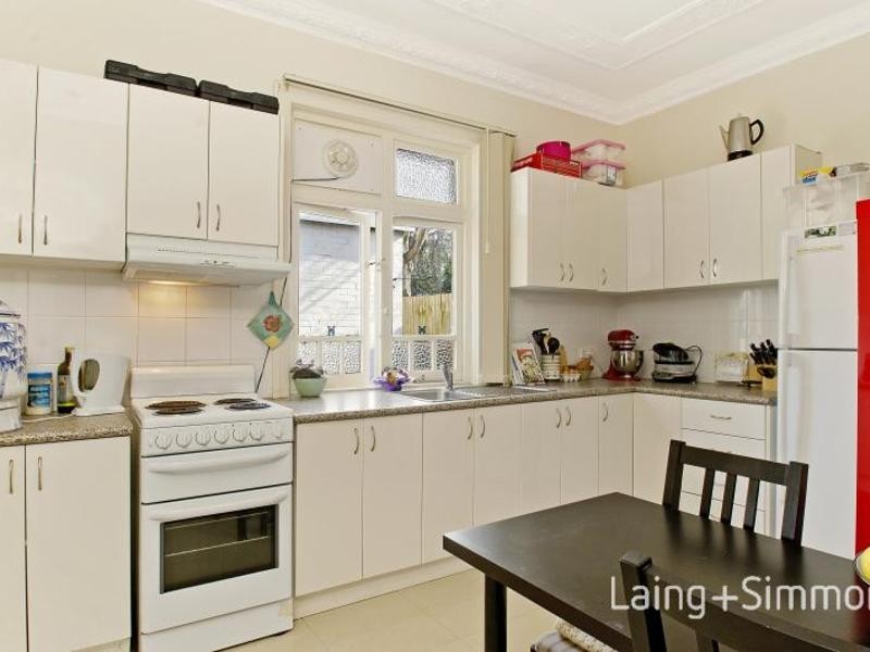 15 Hillcrest Road, Pennant Hills NSW 2120