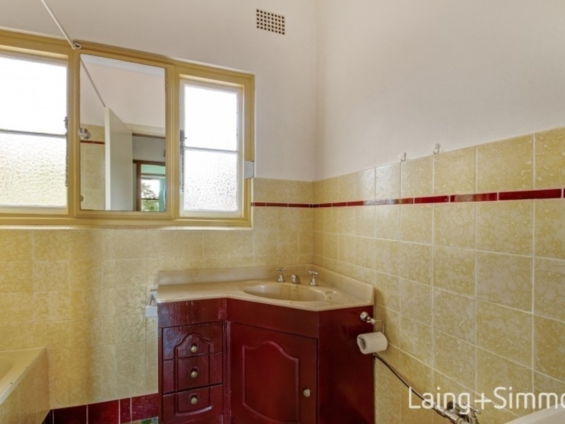 2 Cecil Avenue, Pennant Hills NSW 2120