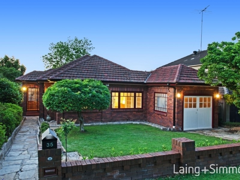 35 Maple Avenue, Pennant Hills NSW 2120