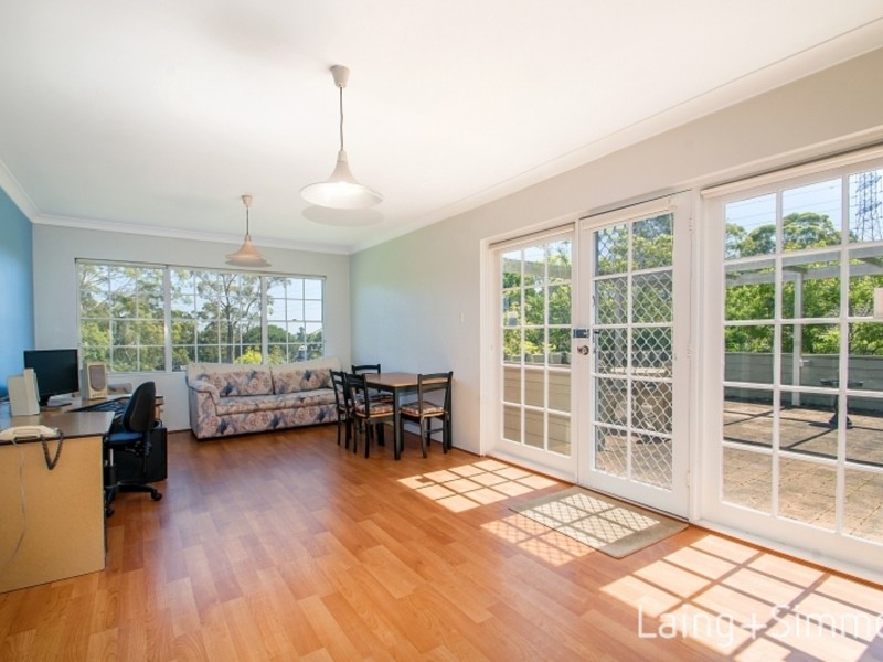 2/17 Leo Road, Pennant Hills NSW 2120