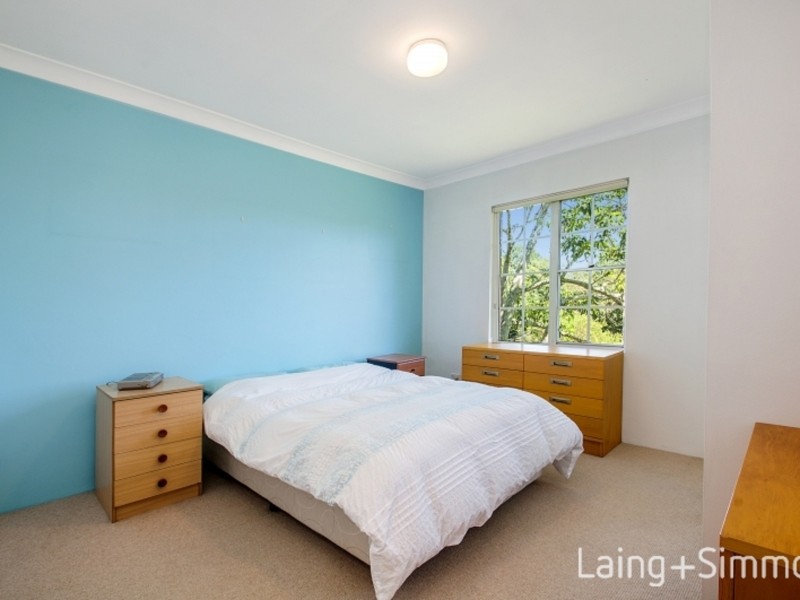 2/17 Leo Road, Pennant Hills NSW 2120
