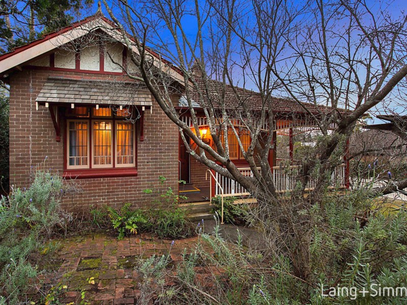 18 Warne Street, Pennant Hills NSW 2120