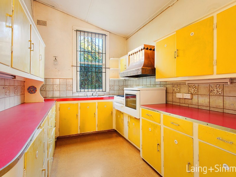 18 Warne Street, Pennant Hills NSW 2120