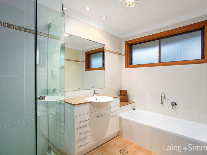 60 Greenhaven Drive, Pennant Hills NSW 2120