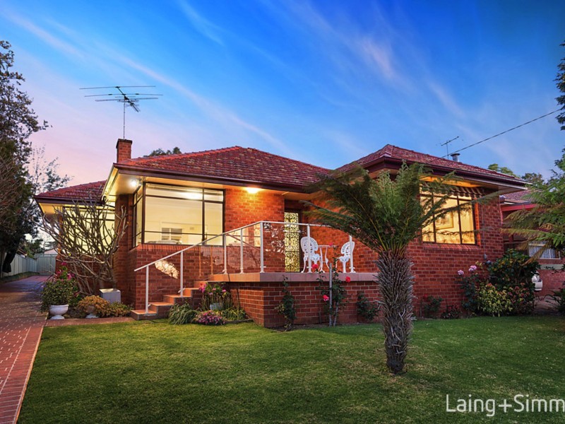 22  Maple Avenue, Pennant Hills NSW 2120
