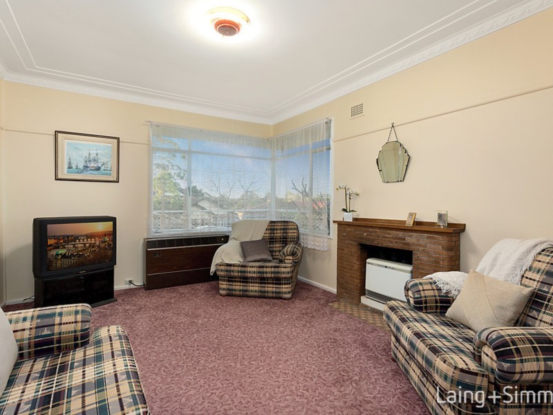 22  Maple Avenue, Pennant Hills NSW 2120