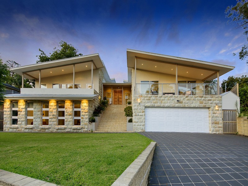 2 Brecks Way, Pennant Hills NSW 2120