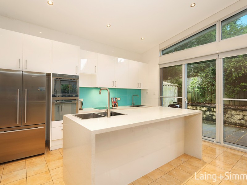 2 Brecks Way, Pennant Hills NSW 2120