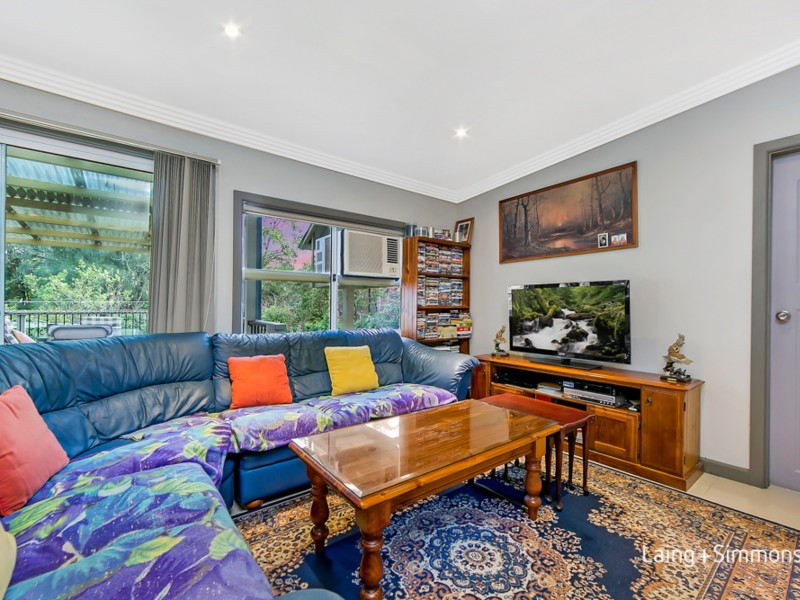 8  Hall Avenue, Thornleigh NSW 2120