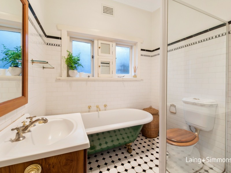 1 Harold Avenue, Pennant Hills NSW 2120