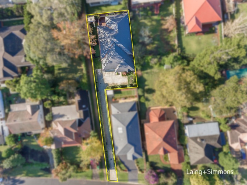 8A  Vaughan Avenue, Pennant Hills NSW 2120