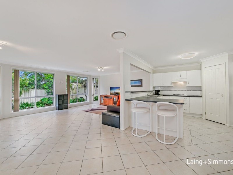 7 Johnwarren Avenue, Glenwood NSW 2768