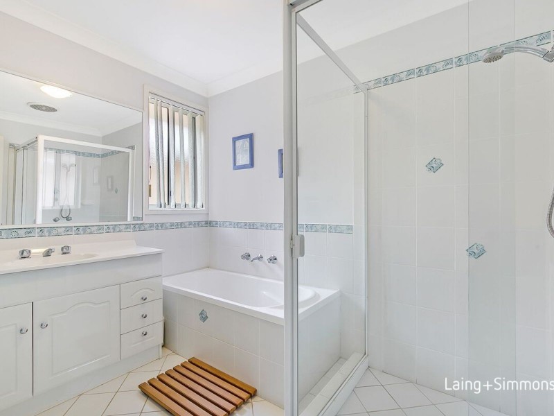 7 Johnwarren Avenue, Glenwood NSW 2768