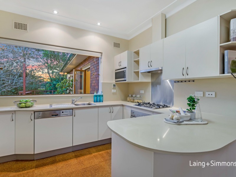 10 Loftus Road, Pennant Hills NSW 2120